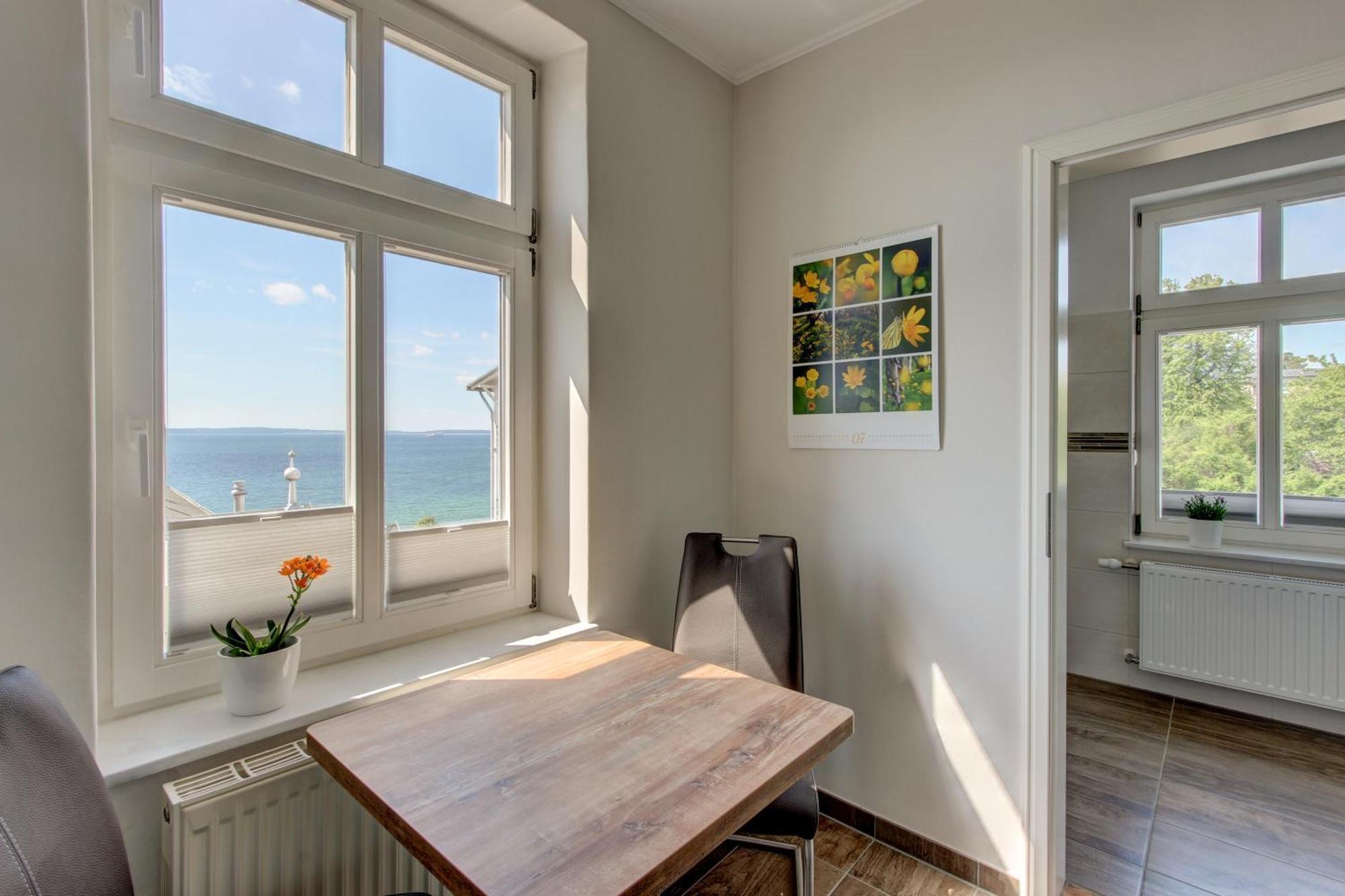 Villa Fernsicht - Wohnung Nr 1 - Mit Meerblick Sassnitz Exterior foto