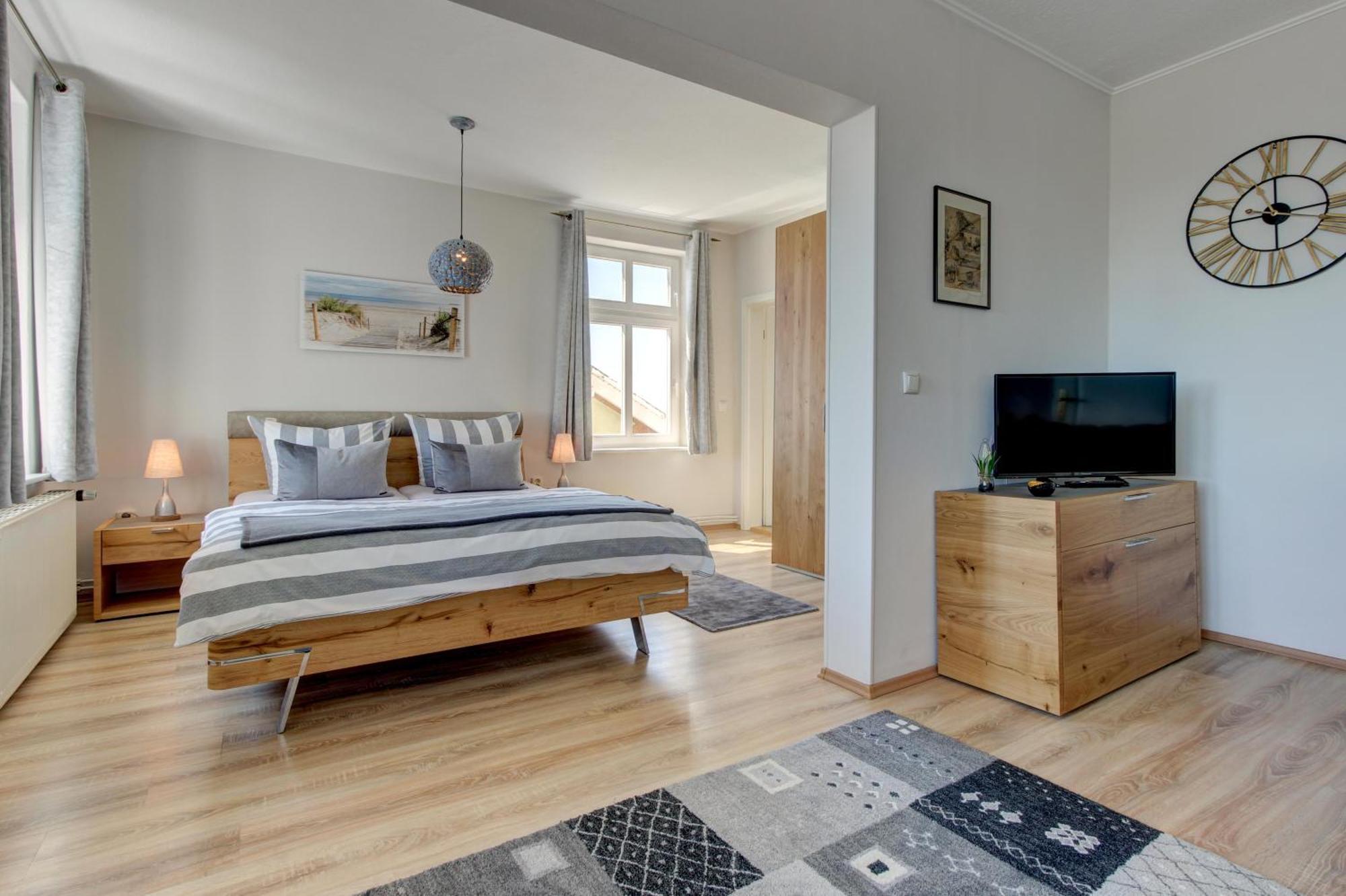 Villa Fernsicht - Wohnung Nr 1 - Mit Meerblick Sassnitz Exterior foto